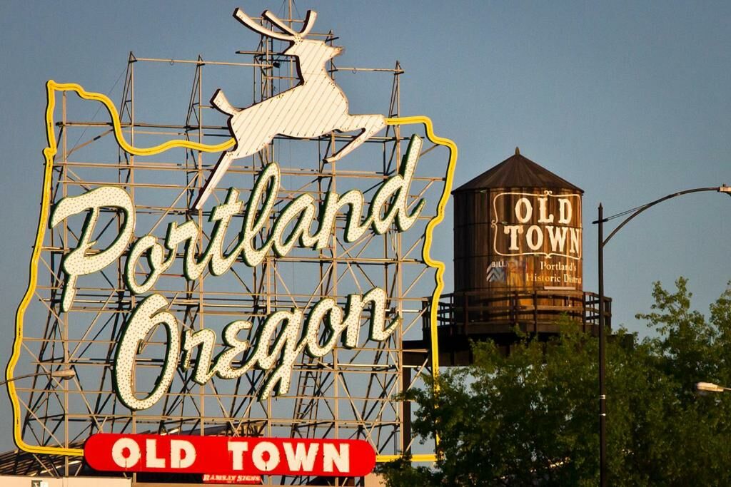 6702 East Burnside Street, Portland, OR 97215, United States of America. hotel inPortland